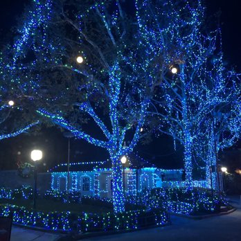 Holiday In The Park - Festivals Near Me - Valencia, California