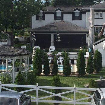 Maxwell Mansion - Pool, gazebo & Baker House - Hotels Near Me - Lake Geneva, Wisconsin