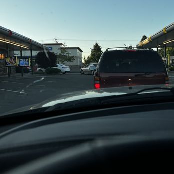 Sonic Drive-In - Long wait in drive thru. - Fast Food Near Me - Puyallup, Washington
