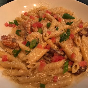 Guy Fieri's Smokehouse - Smokehouse Near Me - Norfolk, Virginia