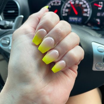 Ultra Nail Bar - Nail Salons Near Me - Charlotte, North Carolina
