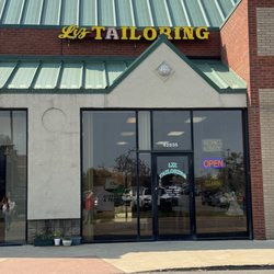 Liz Tailoring - The front entrance.