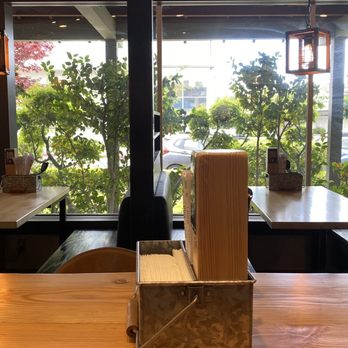 Social Eatery - Lovely seating options - family booths, long tables for big groups, intimate tables - Bubble Tea Near Me - Millbrae, California