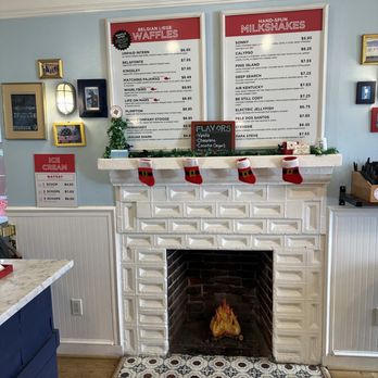 Cousteau's Waffle & Milkshake Bar - Waffles Near Me - St Augustine, Florida