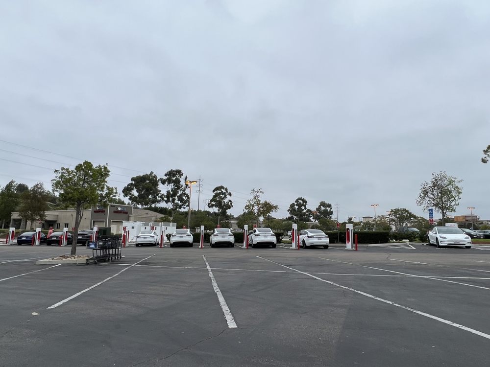 TESLA SUPERCHARGER Updated August 2024 10555 Scripps Poway Pkwy