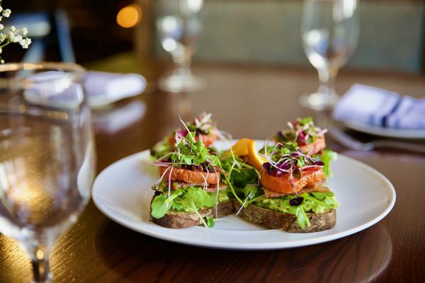 Mirabelle Restaurant & Tavern by null