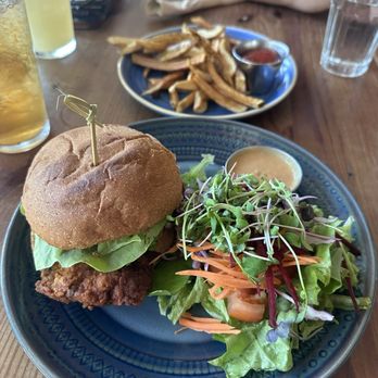 Thai Fresh - Fried Chicken Sandwich - Thai Near Me - Austin, Texas Thai Fresh - Fried Chicken Sandwich - Thai Near Me - Austin, Texas