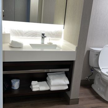 Chicago Marriott Oak Brook - Hotels Near Me - Oak Brook, Illinois