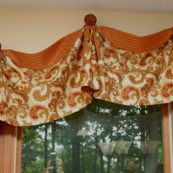 Window Accents - Top Treatments - Shades & Blinds Near Me - Loveland, Ohio Window Accents - Top Treatments - Shades & Blinds Near Me - Loveland, Ohio