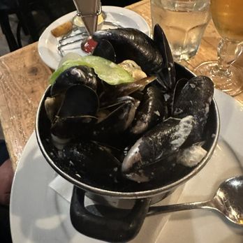 Brussels Bistro - Muscles - Belgian Near Me - Laguna Beach, California