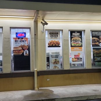 Carl's Jr - Burgers Near Me - Honolulu, Hawaii