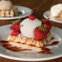 Virgill's Chicken & Waffles - The Moncherry