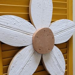 Hunny Bee-Haven Country Gifts and More - Garden