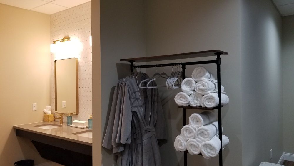 Blue Door Spa & Salon Bradenton Image