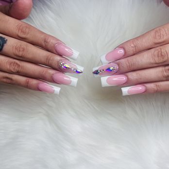 Top Coat Nails - Nail Salons Near Me - Burien, Washington