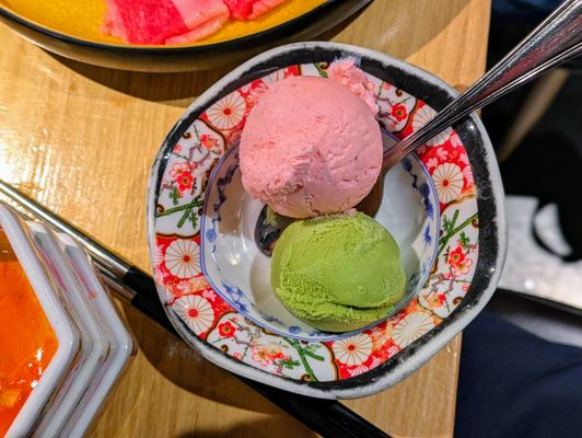 Simmer Huang LA by null