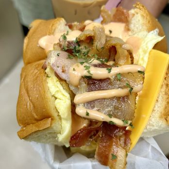Gold Miss - Bacon cheese bomb toast - Bubble Tea Near Me - Honolulu, Hawaii Gold Miss - Bacon cheese bomb toast - Bubble Tea Near Me - Honolulu, Hawaii