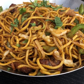 Himalayan Kitchen - Chowmein ( chicken Himalayan special) - Indian Near Me - Toronto, Ontario