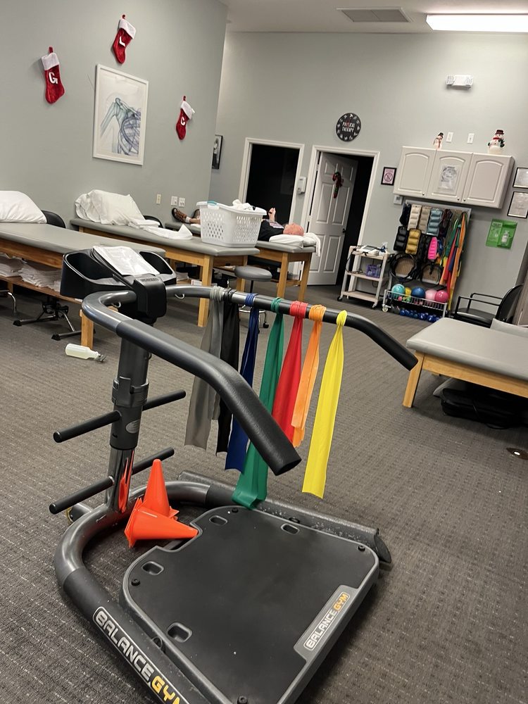 Golden Gate Physical Therapy - child therapist in Naples, FL