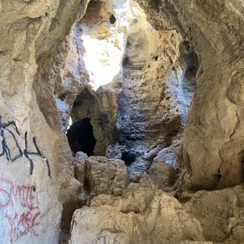 Cave of Munits - Going In the cave. - Hiking Near Me - West Hills, California Cave of Munits - Going In the cave. - Hiking Near Me - West Hills, California