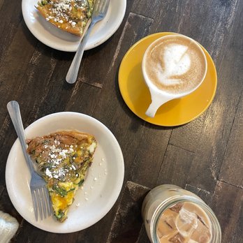 Rifrullo - Quiche and Lattes - Cafes Near Me - Brookline, Massachusetts