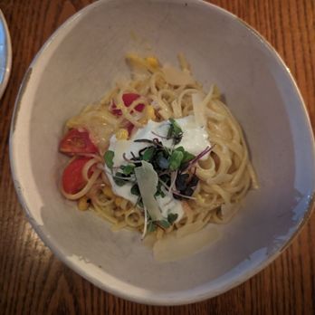 District Kitchen & Bar - Summer carbonara - New American Near Me - Pittsfield, Massachusetts