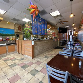 Tacos El Tio - Interior - Mexican Near Me - Libertyville, Illinois Tacos El Tio - Interior - Mexican Near Me - Libertyville, Illinois