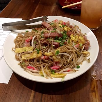 Star Noodle - Fried Saimin - Asian Fusion Near Me - Lahaina, Hawaii