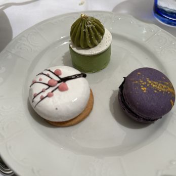 The Belvedere - Breakfast & Brunch Near Me - Beverly Hills, California The Belvedere - Breakfast & Brunch Near Me - Beverly Hills, California