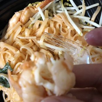 Mai Thai - Dry spoiled smelly mealy shrimp - Thai Near Me - Evans, Georgia Mai Thai - Dry spoiled smelly mealy shrimp - Thai Near Me - Evans, Georgia