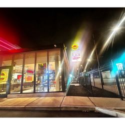 Fat Burger - Fat Burger.  825 E 87th St, Chicago, IL
