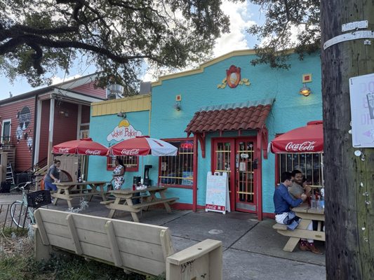 Wakin' Bakin' by null