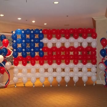BalloonIt - American flag wall - Balloon Services Near Me - El Cajon, California