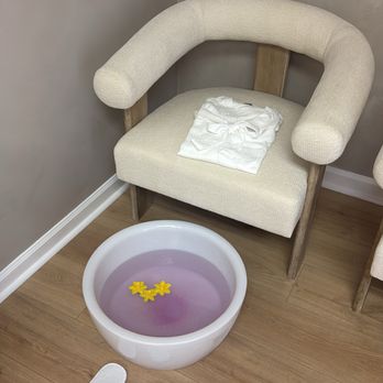 Bounce Back Beauty - Massage Therapy Near Me - Brentwood, California Bounce Back Beauty - Massage Therapy Near Me - Brentwood, California