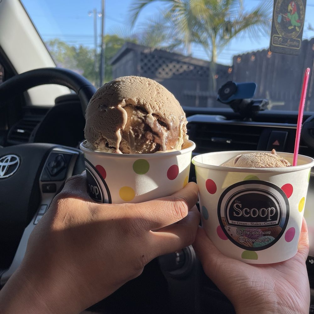 The Scoop - Size comparison: 2 scoops on the Left & 1 scoop on the Right - Ice Cream & Frozen Yogurt Near Me - Long Beach, California The Scoop - Size comparison: 2 scoops on the Left & 1 scoop on the Right - Ice Cream & Frozen Yogurt Near Me - Long Beach, California