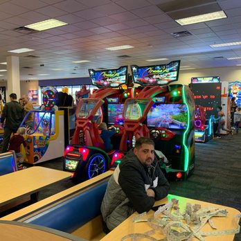Chuck E. Cheese - Pizza Near Me - Mt Juliet, Tennessee Chuck E. Cheese - Pizza Near Me - Mt Juliet, Tennessee