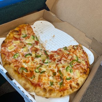 Smoked Tomato Pie - Pizza Near Me - Yreka, California Smoked Tomato Pie - Pizza Near Me - Yreka, California