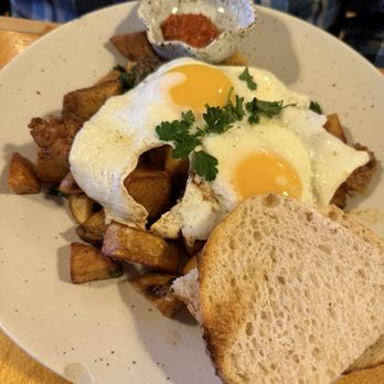 Nom Cafe - Kyufte and Eggs - Modern European Near Me - Portland, Maine
