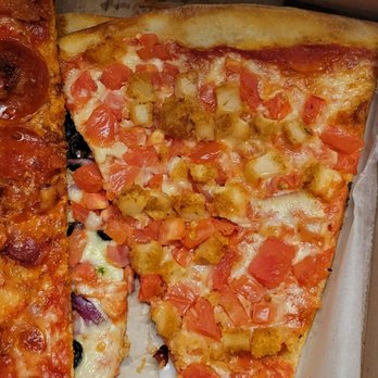 Lucky Pizza - two slices of pizza in a box - Pizza Near Me - Long Island City, New York Lucky Pizza - two slices of pizza in a box - Pizza Near Me - Long Island City, New York