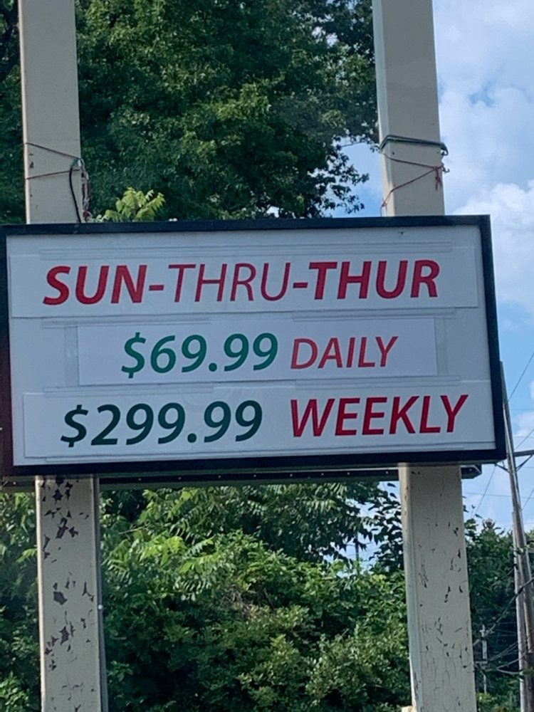 MCINTOSH INN OF MEDIA Updated November 2024 Routes US 1 & 352