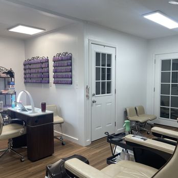 Lilly Wax Lounge & spa - Waxing Near Me - Honolulu, Hawaii Lilly Wax Lounge & spa - Waxing Near Me - Honolulu, Hawaii