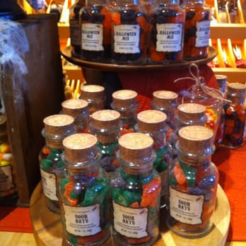 Williams-Sonoma - Candy - Kitchen & Bath Near Me - Las Vegas, Nevada