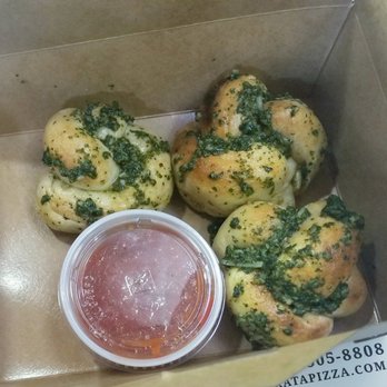 Grata’s Pizzeria - Delish garlic knots! - Pizza Near Me - Austin, Texas