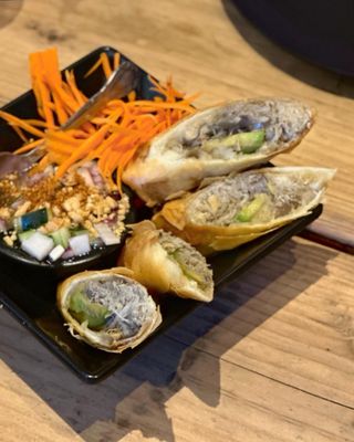 Khao Nom - ร้านข้าวหนม by null