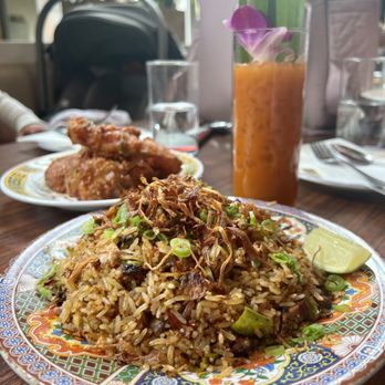 Eem - Chopped BBQ Fried Rice - Cocktail Bars Near Me - Portland, Oregon