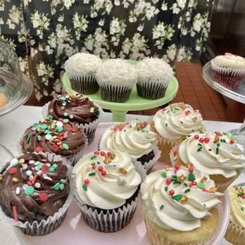 Sugar From the Heart - Seasonal cupcakes - Desserts Near Me - Lakewood, California Sugar From the Heart - Seasonal cupcakes - Desserts Near Me - Lakewood, California