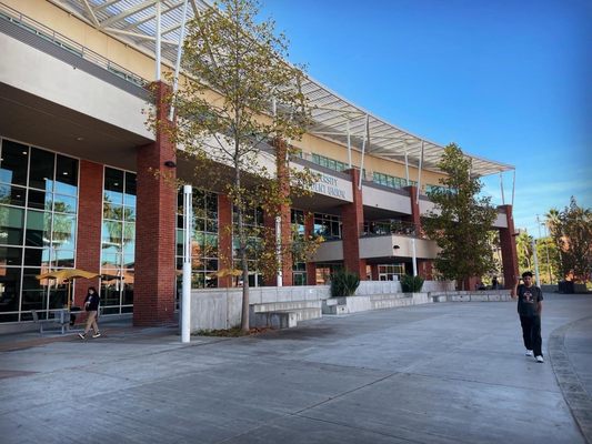 California State University, Los Angeles by null