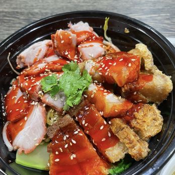 Thai Super Bowl - 14. Red and Crispy Pork Noodle Bowl - Thai Near Me - Orlando, Florida Thai Super Bowl - 14. Red and Crispy Pork Noodle Bowl - Thai Near Me - Orlando, Florida