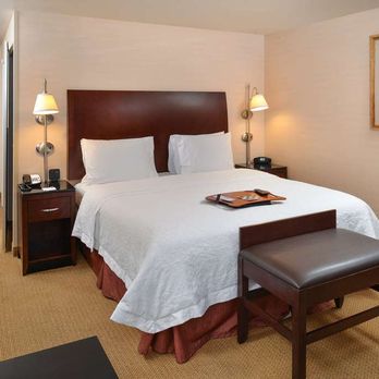 Hampton Inn & Suites Tacoma - Guest room - Hotels Near Me - Tacoma, Washington Hampton Inn & Suites Tacoma - Guest room - Hotels Near Me - Tacoma, Washington