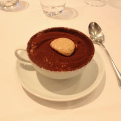 Tiramisú with coffee mocha foam
